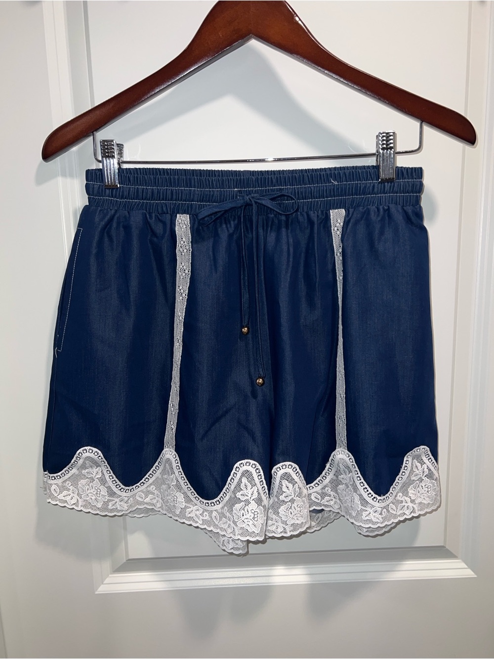Women's Navy Lace-Trim Drawstring Shorts Size S NWOT